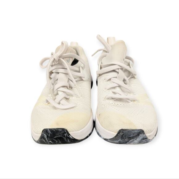 Nike Women's Metcon Flyknit White & Black Athletic Sneakers Size 6.5 - Picture 3 of 8